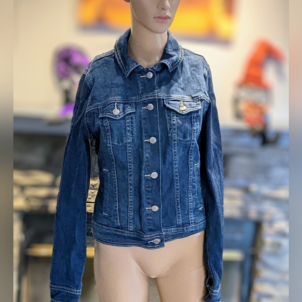 Old Navy women's jean jacket